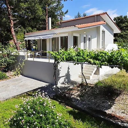 Helios Seafront Rachoni - 3 Bedrooms 7 Guests *