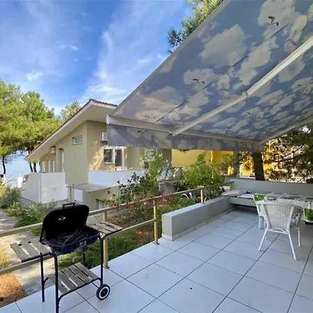 Vila Helios Seafront Rachoni - 3 Bedrooms 7 Guests *
