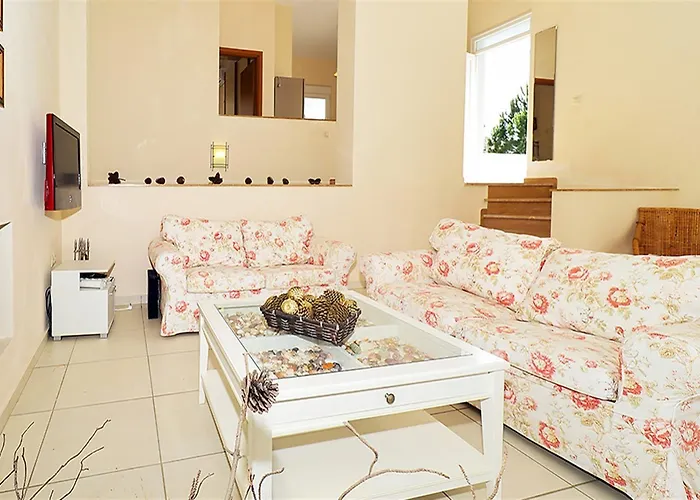 Villa Helios Seafront Rachoni - 3 Bedrooms 7 Guests